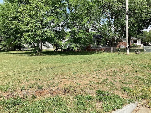 view of yard with fence