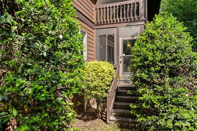 1152 Bent Tree Dr Unit F2Garage, Hendersonville, NC 28739 - view of property entrance