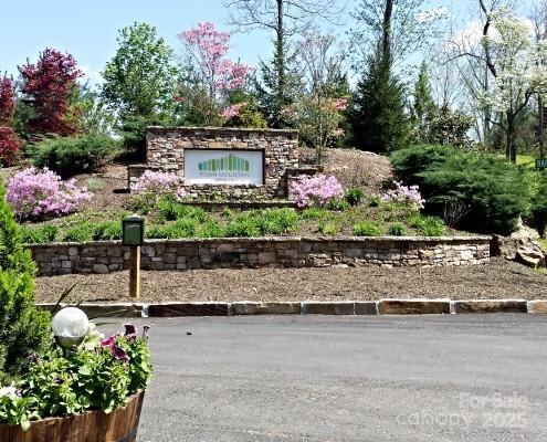 17 Franklin Trace Dr Unit 17, Asheville, NC 28804 - photo 1