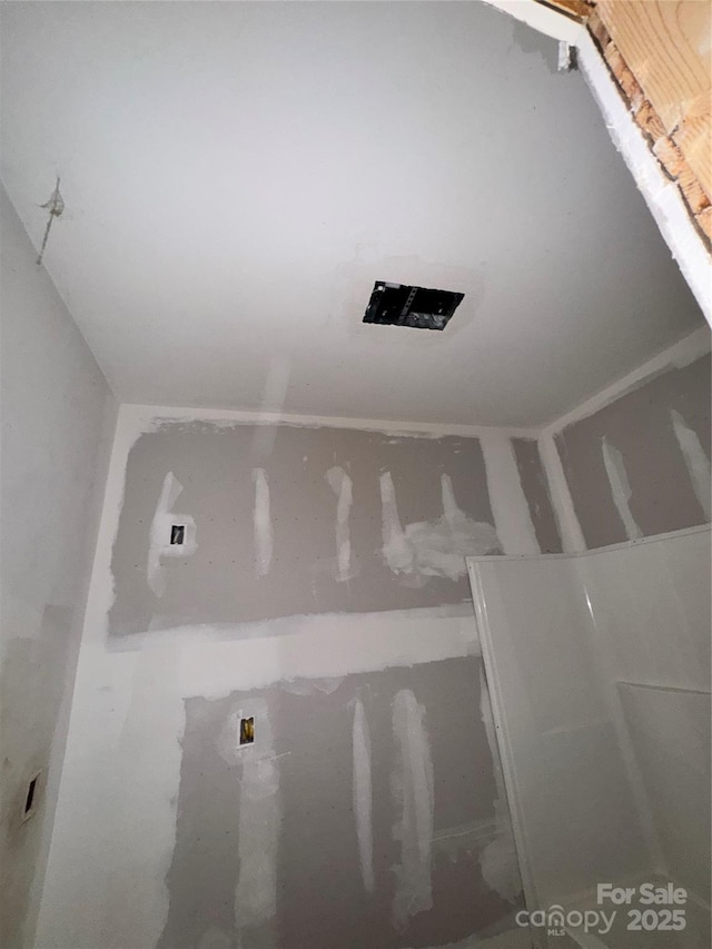 1703 Lowder St, Albemarle, NC 28001 - view of interior details