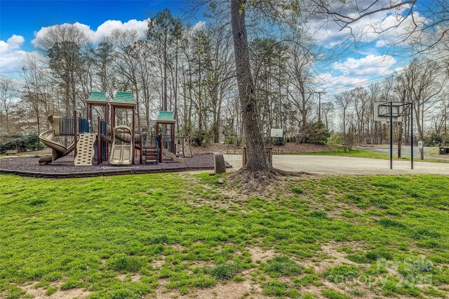 173 Greenridge Rd, Lake Wylie, SC 29710 - view of grassy yard