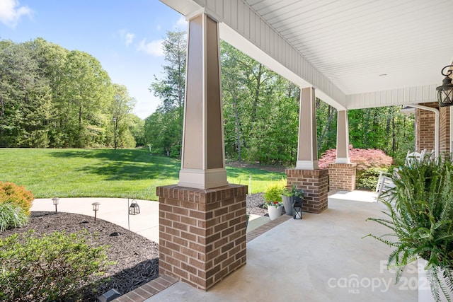 view of patio / terrace with a porch