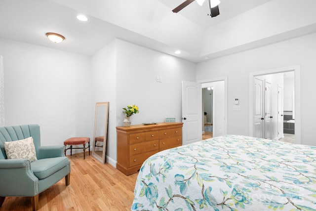 bedroom featuring light wood-style floors, recessed lighting, and a ceiling fan