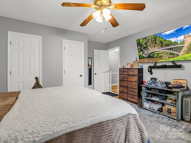 bedroom with carpet flooring and ceiling fan