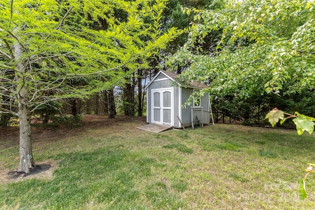 14807 Middlesborough Dr, Matthews, NC 28104 - view of green lawn