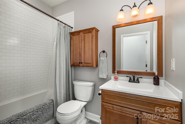 14807 Middlesborough Dr, Matthews, NC 28104 - full bath with toilet, shower / tub combo with curtain, vanity, and baseboards