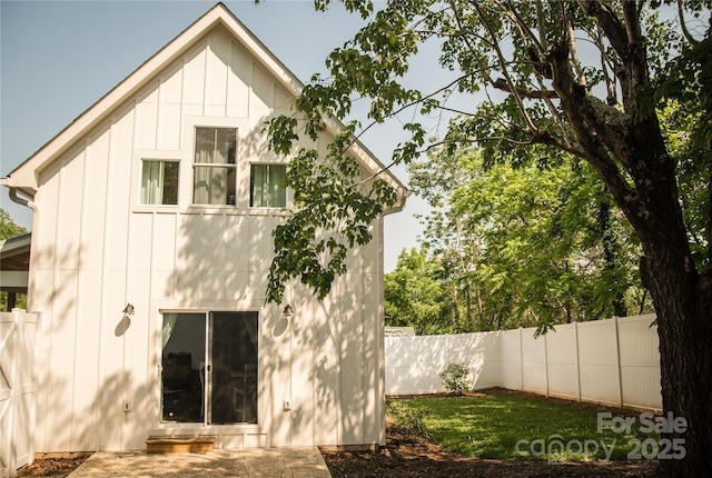 7 Mountain View Ave, Black Mountain, NC 28711 - rear view of property with board and batten siding
