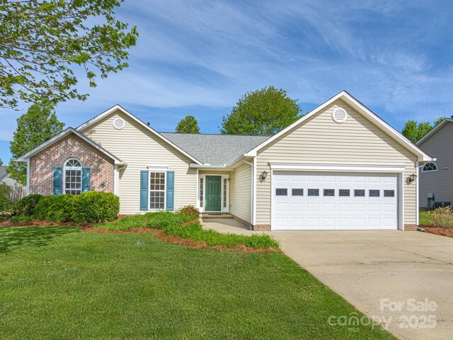 143 Running Briar Rd, Fletcher, NC 28732 - photo 1