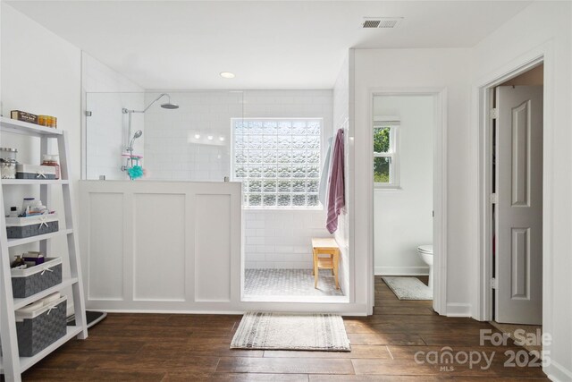 7700 Ninth Fairway Ln, Mint Hill, NC 28227 - full bath with a walk in shower, visible vents, and wood finished floors