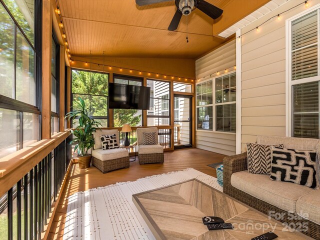 10944 Persimmon Creek Dr, Mint Hill, NC 28227 - sunroom featuring a ceiling fan