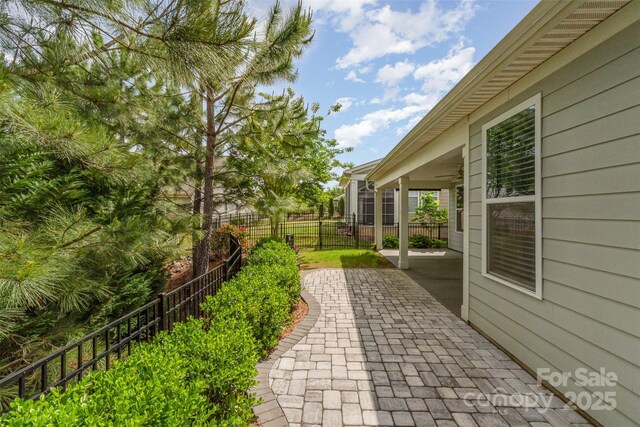 8210 Festival Way, Charlotte, NC 28215 - photo 38