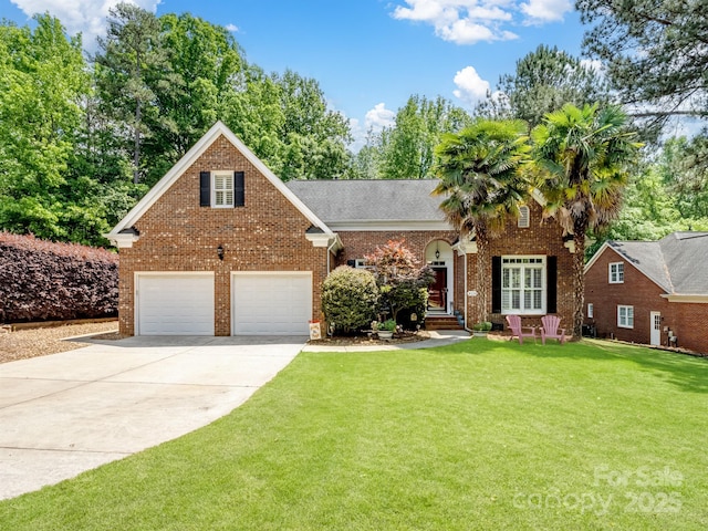 view of front of property with brick siding, a shingled roof, driveway, and a front yard