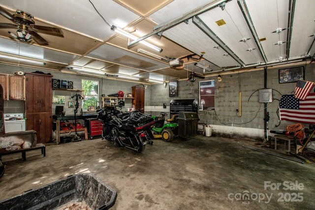 7733 Skyline Dr, Sherrills Ford, NC 28673 - garage featuring a garage door opener