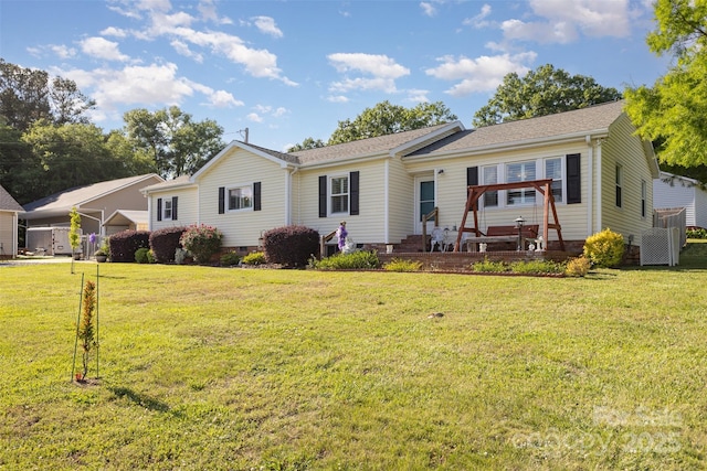 single story home featuring a front lawn and crawl space