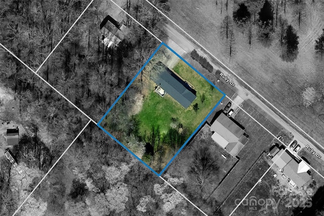 9 Ruby Dr, Hendersonville, NC 28792 - map location