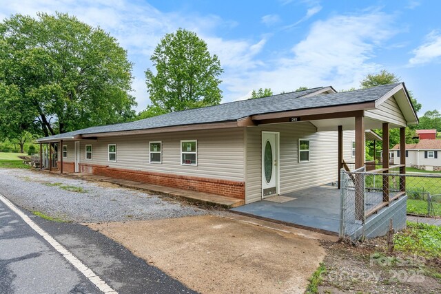 281 Glenwood Dr, Marion, NC 28752 - photo 16