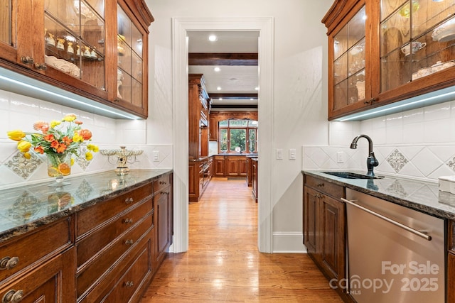 3314 Leamington Ln, Charlotte, NC 28226 - bar featuring a sink, light wood-style flooring, stainless steel dishwasher, backsplash, and recessed lighting