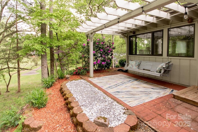 view of yard with a pergola