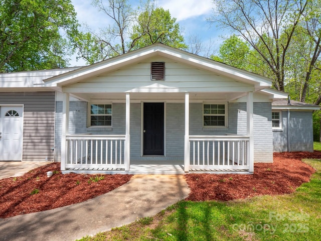 105 Strickland Ln, Bessemer City, NC 28016 - photo 2
