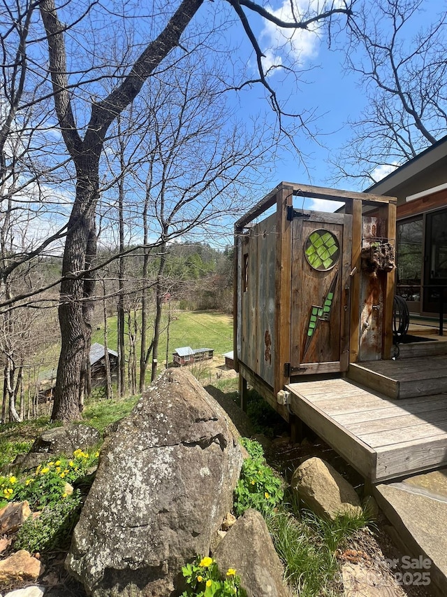 101 Garrison Rd, Mars Hill, NC 28754 - view of yard featuring an outbuilding