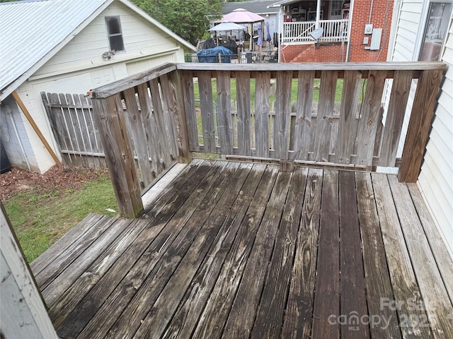 633 Ridge Rd, Marion, NC 28752 - view of wooden deck