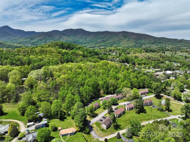9999 Cavalier Dr, Waynesville, NC 28786