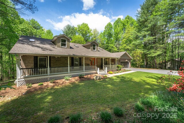 331 Thomas Rd, Hendersonville, NC 28739 - photo 2