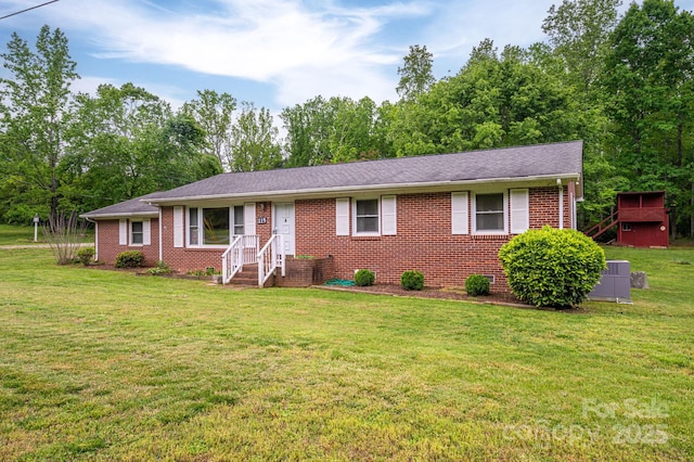 115 Patterson Rd, Kings Mountain, NC 28086 - ranch-style home featuring brick siding and a front lawn