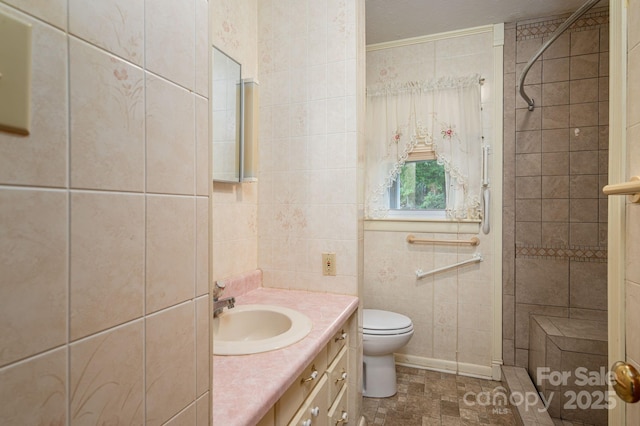 115 Patterson Rd, Kings Mountain, NC 28086 - bathroom with tile walls, vanity, and a tile shower