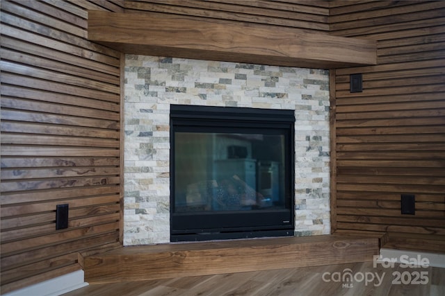 133 Water Leaf Dr, Weaverville, NC 28787 - detailed view of wood walls
