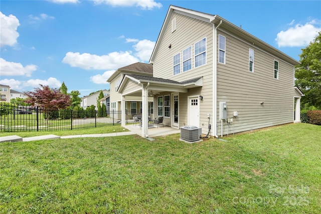 2638 Double Oaks Rd, Charlotte, NC 28206 - back of house featuring a patio, a ceiling fan, and central AC unit