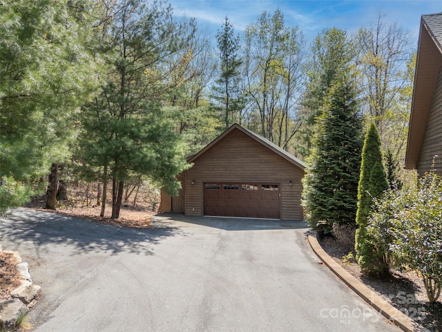 224 Corsica Ln, Saluda, NC 28773 - photo 2