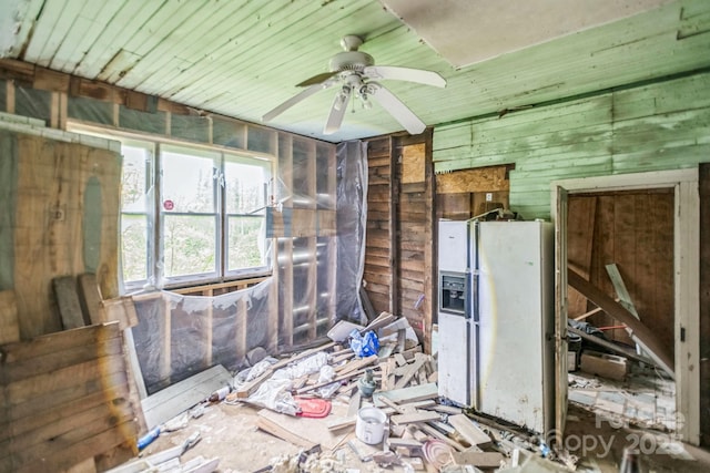 miscellaneous room featuring ceiling fan