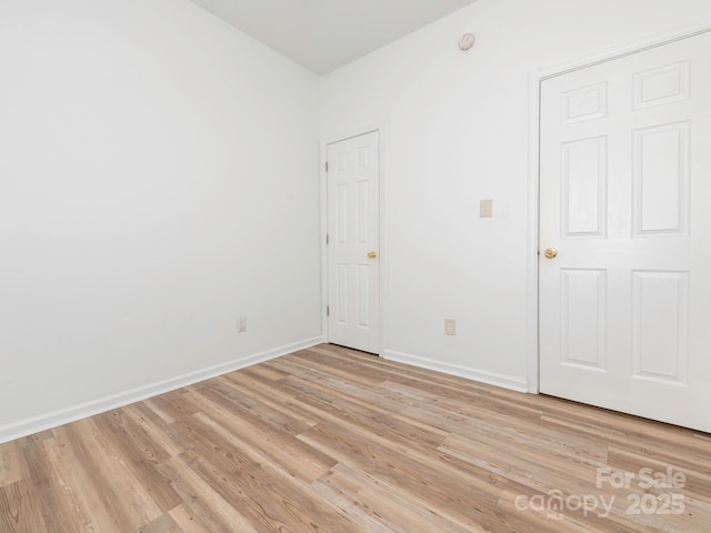 6212 Derryfield Dr, Charlotte, NC 28213 - spare room featuring light wood-type flooring and baseboards