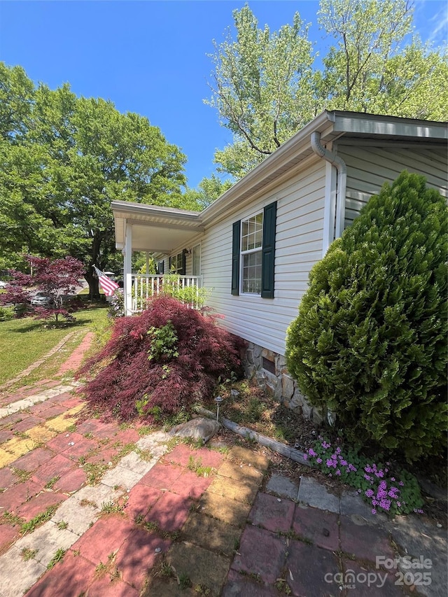 515 Willow St, Lincolnton, NC 28092 - view of property exterior with covered porch