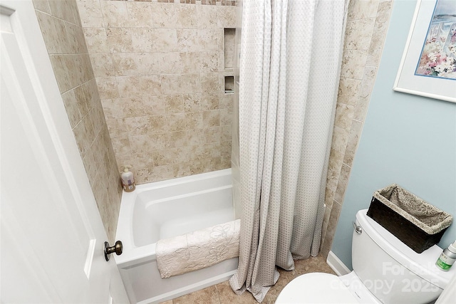 10209 Thomas Payne Cir, Charlotte, NC 28277 - bathroom featuring toilet and shower / tub combo