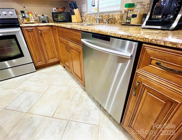 8218 Lynnewood Glen Dr, Charlotte, NC 28269 - photo 15