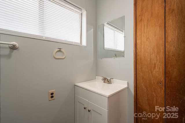 406 Arrowood St SE, Lenoir, NC 28645 - bathroom with vanity