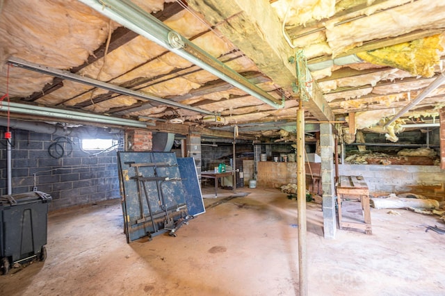 406 Arrowood St SE, Lenoir, NC 28645 - view of below grade area