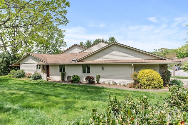 120 Cloverleaf Ln, Asheville, NC 28803 - view of front of home with a front yard and a shingled roof