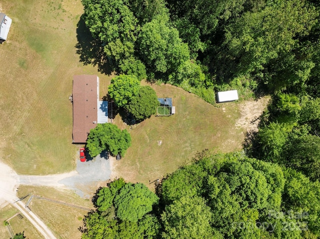 birds eye view of property featuring a rural view