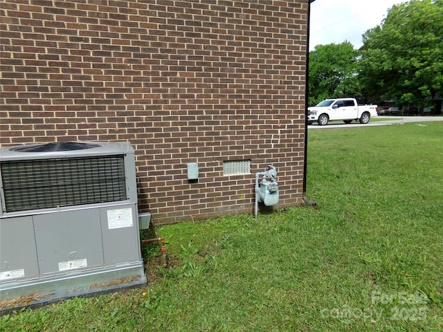 556 Roundtree Cir, Chester, SC 29706 - exterior view of central air condition unit and gas meter