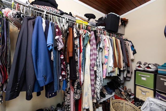 1816 Anderson St, Charlotte, NC 28205 - view of walk in closet