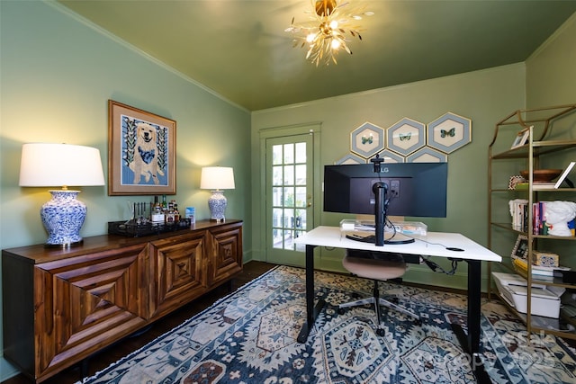office area featuring ornamental molding, dark wood-style floors, and baseboards