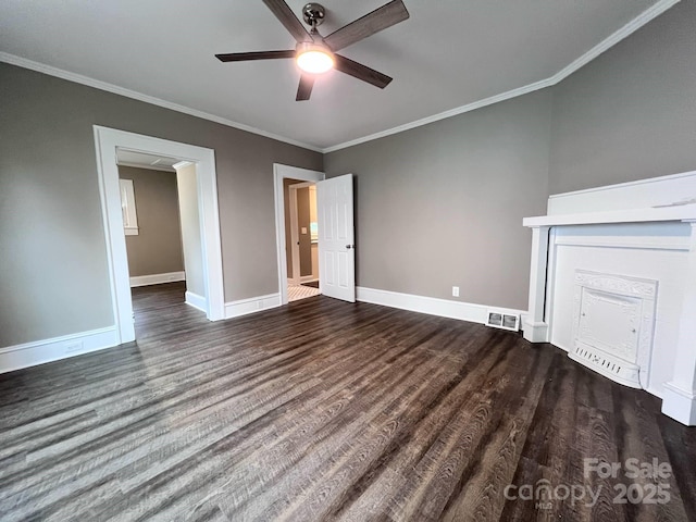 unfurnished living room with ceiling fan, wood finished floors, baseboards, and ornamental molding