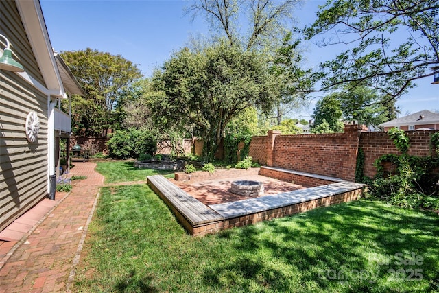 116 N Mulberry St, Statesville, NC 28677 - view of yard featuring a fire pit