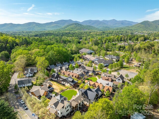 20 Fay Jones Ln, Black Mountain, NC 28711