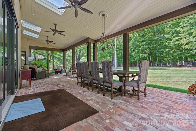 view of patio featuring an outdoor living space and a ceiling fan