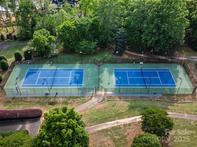 7906 Skye Lochs Dr, Waxhaw, NC 28173 - view of sport court featuring fence