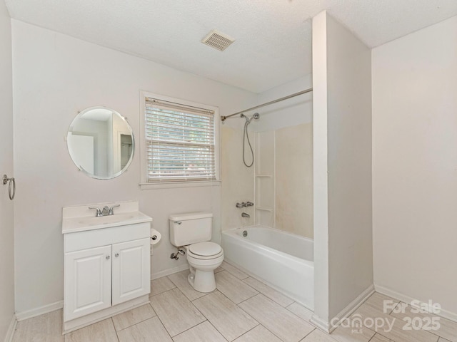 bathroom with shower / bathtub combination, toilet, baseboards, visible vents, and vanity